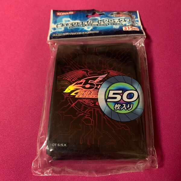 遊戯王 スリーブ 竜の紋章 赤 未開封 5D's プロテクター