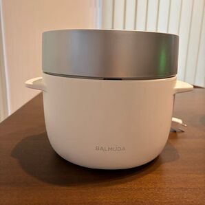 バルミューダ ザ ゴハン 3合炊き電気炊飯器