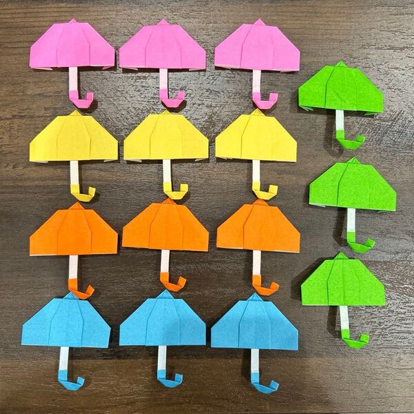 折り紙 傘 かさ 壁面飾り ハンドメイド