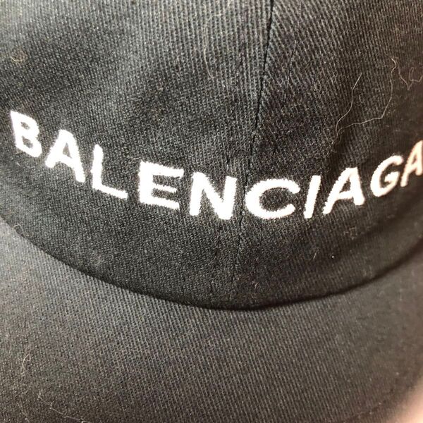 BALENCIAGA キャップ ブラック