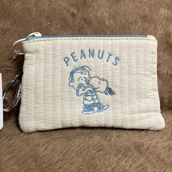 PEANUTS スヌーピー ミニポーチ 刺繍 ベージュ 新品未使用タグ付き SPIK-387 パスポーチWH抱っこSN