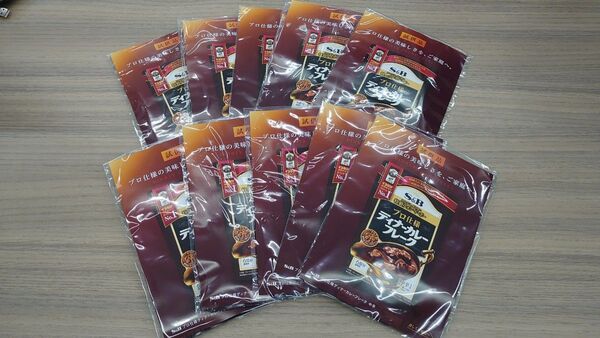 エスビー食品 プロ仕様 ディナーカレーフレーク 中辛 2皿分×10袋