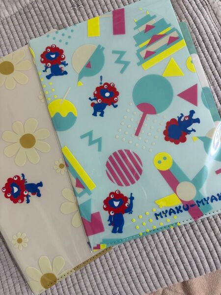 新品 EXPO2025 みゃくみゃく クリアファイル 5ポケット A4 2冊セット