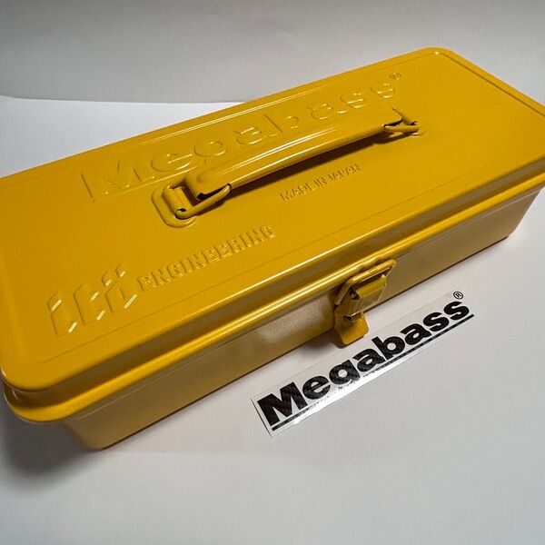 メガバス 格納庫 イエロー 福袋 ステッカー付き 箱付き Megabass ツールボックス タックルボックス