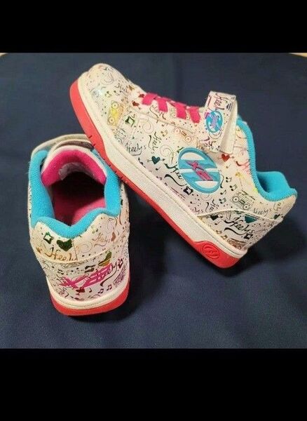 ローラーシューズ Heelys グラフィックデザイン 20㎝