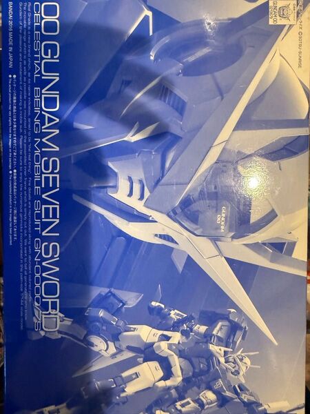 rgダブルオーガンダムセブンソード (途中まで組立済)