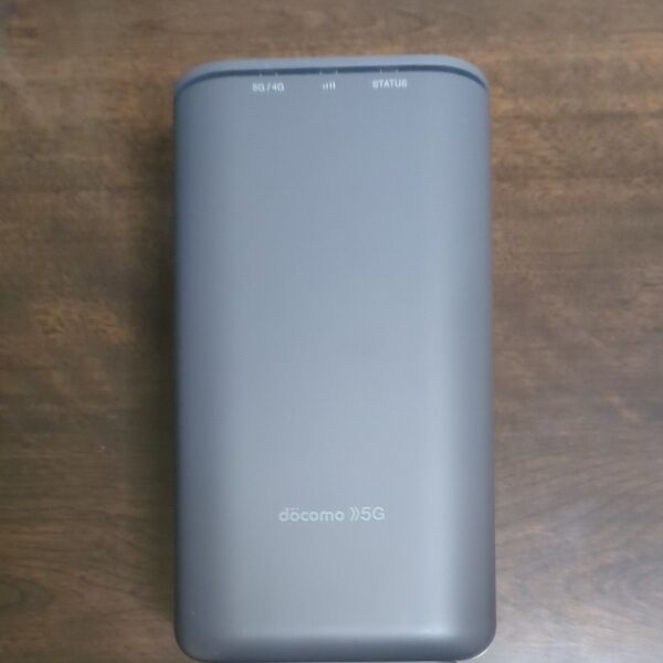 docomo home 5G HR01 ホームルーター