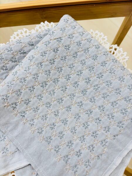 刺し子ふきん完成品 花刺し グレー ラメ糸