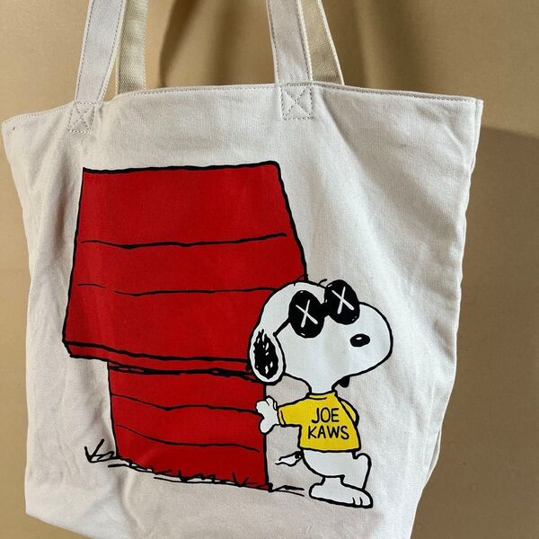 UNIQLO ユニクロ カウズ×スヌーピートートバッグSNOOPYトリプルコラボ スヌーピー トートバッグ バッグ