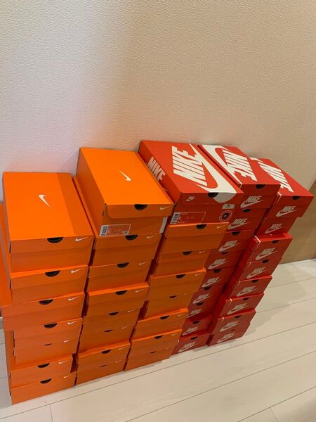 NIKE ナイキ スニーカー シューズ 空箱 空き箱