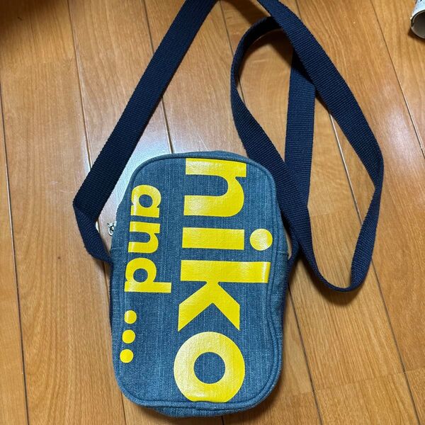 ショルダーバッグ