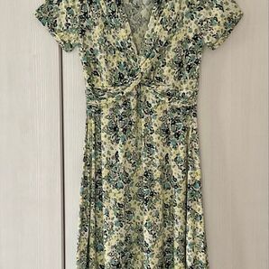 【美品】FAS ファス 花柄ワンピース ひざ丈 ストレッチ 半袖 aライン 総柄 フランス製 プルオーバー