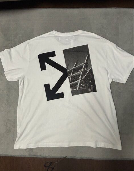 OFF-WHITE オフホワイトtシャツ S