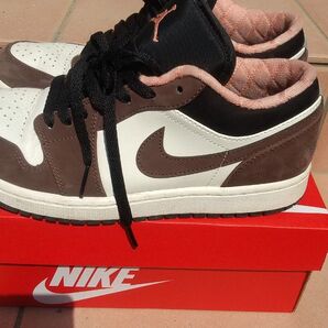 NIKE AIR JORDAN 1 LOW MOCHA BROWN