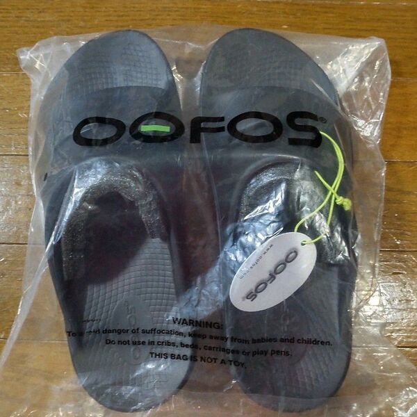 ウーフォス サンダル ウーアー ブラック EU42 OOFOS OOAHH SLIDE 未使用
