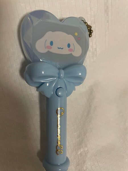 ぴたっとふれんず サンリオ シナモロール シナモン ミニペンライト マスコット キーホルダー