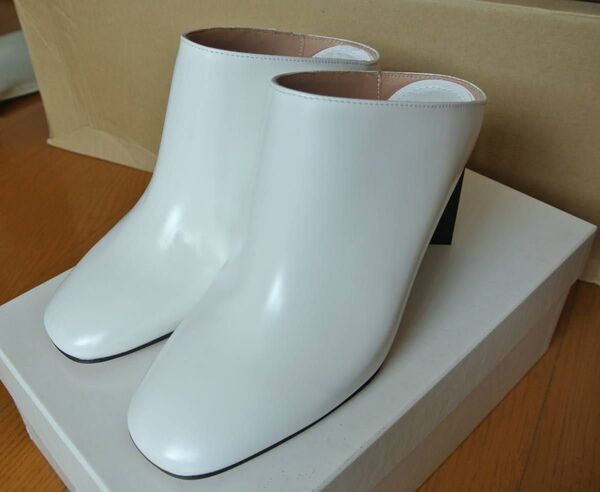 新品未使用 マルタンマルジェラ Martin Margiela 22 パンプス レザー 35ハーフ 35 1/2