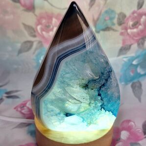 天然石 瑪瑙 水晶の共生 フレイム型 自立可能