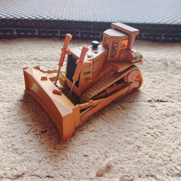 キャタピラー ブルドーザー D10N 1:50 コマツ 廃盤品 コマツ ブルドーザー ミニカー KOMATSU 重機 トミカ