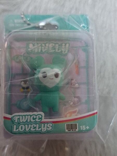 TWICE LOVELYS ブリスターマスコットチャーム MIVELY