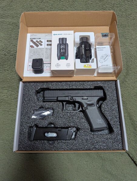 BATON GLOCK19 Gen.5 CO2 GBB