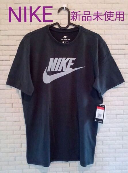 新品未使用 NIKE Tシャツ