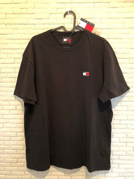 TOMMY JEANS Tシャツ ブラック 新品タグ付き