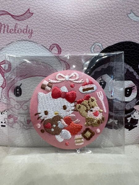 サンリオ 刺繍缶バッジ ハローキティ