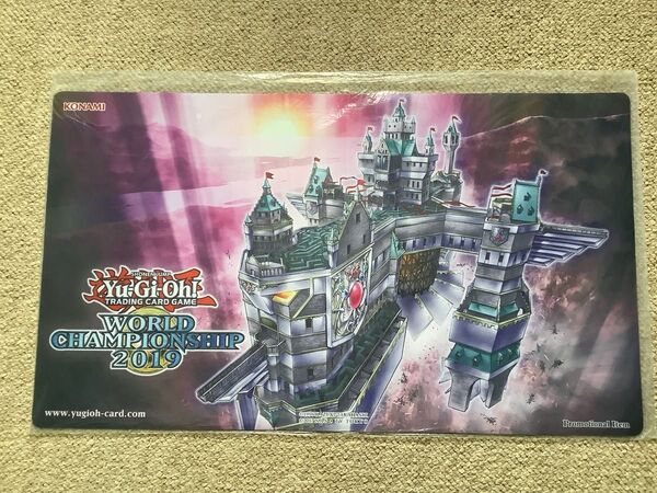 【ヤフオクへ出品変更も可】遊戯王 WCS プレイマット 黒き森の航天閣 未開封