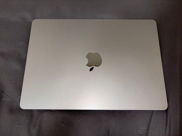 Apple MacBook Air M2 13インチ シルバー