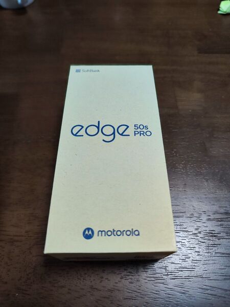 【新品未開封】motorola edge 50s pro Softbank版 バニラクリーム②