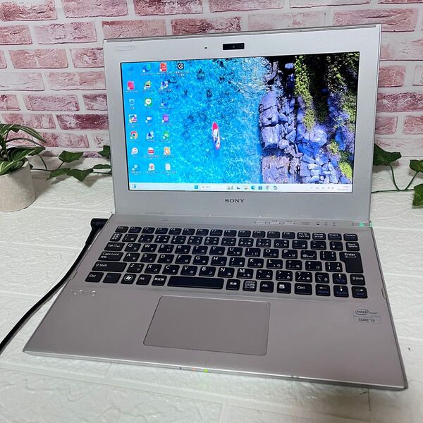 ★SONY中古SSD128GB メモリ8GB★SVT1111AJ カメラ Bluetooth Win11 ノートPC440