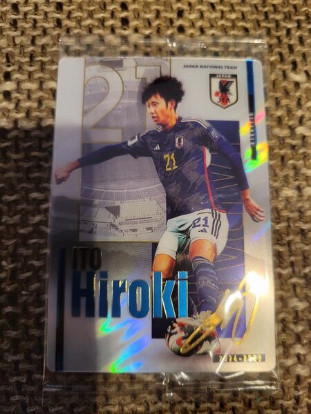 【サッカー日本代表】伊藤洋輝 サイン入り レア ツインウエハース