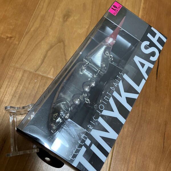 DRT タイニークラッシュ LOW ヒラツカオリカラ