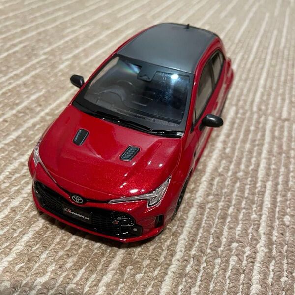 トヨタ カラーサンプル ミニカー GRカローラ 1/30スケール 非売品ミニカー エモーショナルレッドII