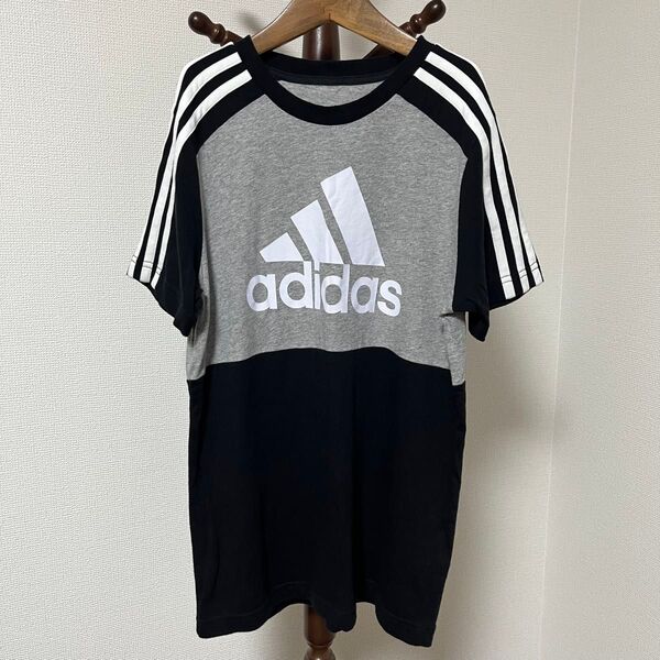 adidas アディダス 半袖Tシャツ ロゴ キッズ160cm