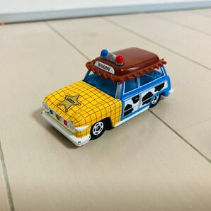 トミカ ディズニーモータース ウッディのラウンドアップ
