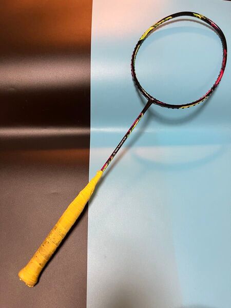 ヨネックス DUORA 10 LT バドミントンラケット 4ug5