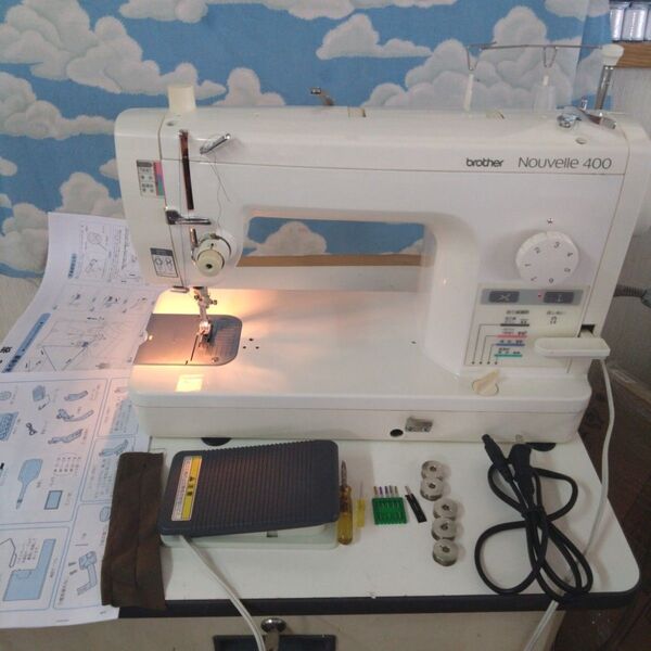 ブラザー 職業用ミシン Nouvelle 400