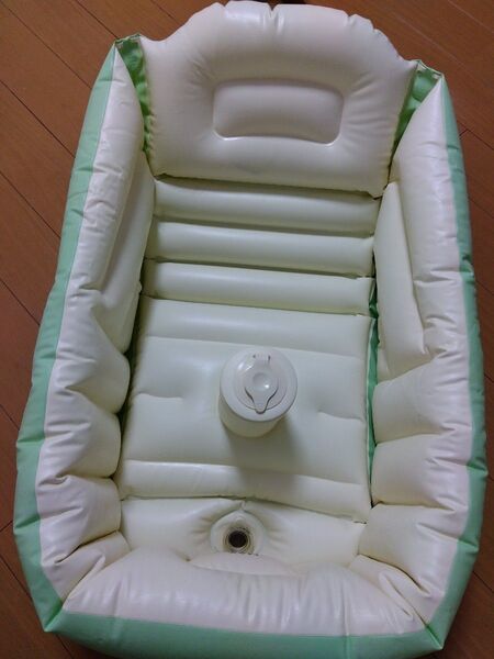 リッチェル エアーベビーバス 新生児 沐浴