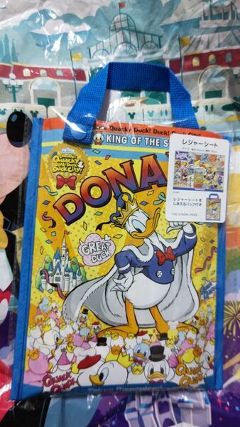 東京ディズニーランド ディズニーパルパルーザのドナルドのクワッキー・ダック!ダック!ダックシティ! レジャーシート