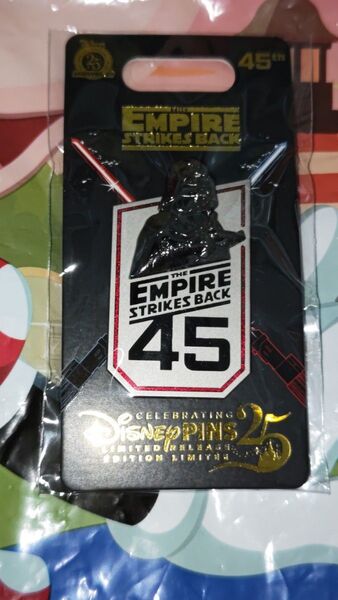 ディズニーストア スターウォーズ 帝国の逆襲 公開45周年記念 ピンバッジ スター・ウォーズ