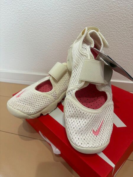 ナイキ リフト 2 NIKE RIFT 2 (GS/PS BOYS)FB5523 100 サンダル 23.5cm