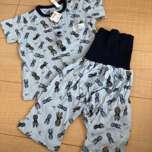 ベビー服 パジャマ 上下セット 80 パイナップル柄 新品未使用