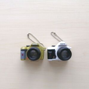 PENTAX デジタル一眼レフカメラ K-x ミニチュアキーホルダー 2個セット