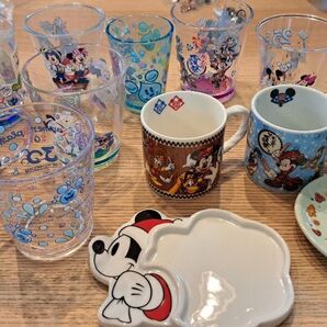 新品☆ディズニー☆ディズニーリゾート☆スーベニアカップ プレートセット☆