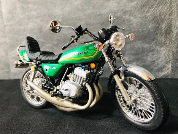 ハセガワKH400カスタム・プラモデル完成品ケース付き