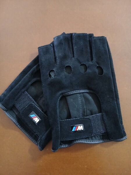 新品M.SPORTロゴ付きドライビンググローブ シープスキン黒 サイズ(24)L
