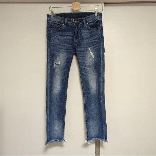 しまむらクロッシーシリーズダメージデニムウエスト67cm
