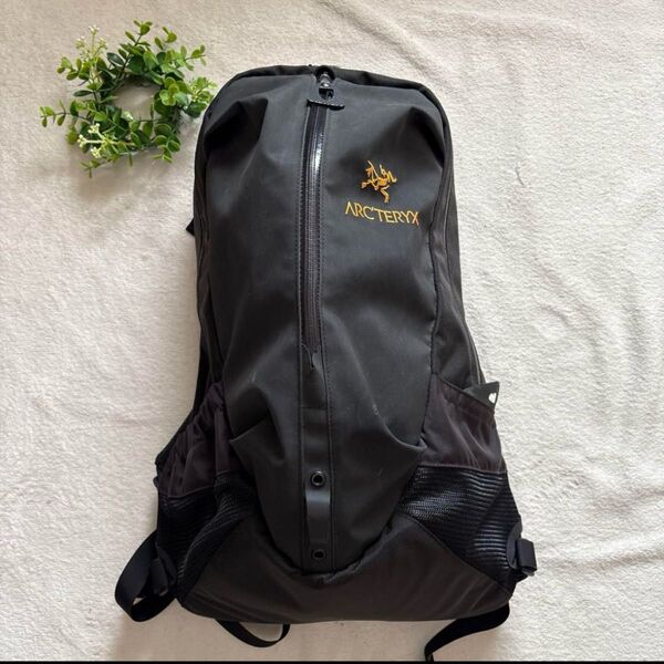 リュック アークテリクス バックパック アロー22 ARC’TERYX ブラック ナイロン 黒